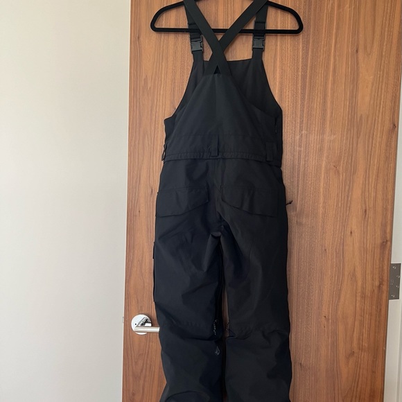 Volcom Barkley Insulated Bib Overalls kids M/10 youth. Excellent condition. - Picture 3 of 4